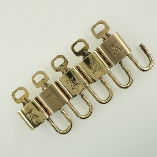 LOUIS VUITTON Cadena brass gold 10 pieces set Padlock & key mens(Unisex) Used Authentic