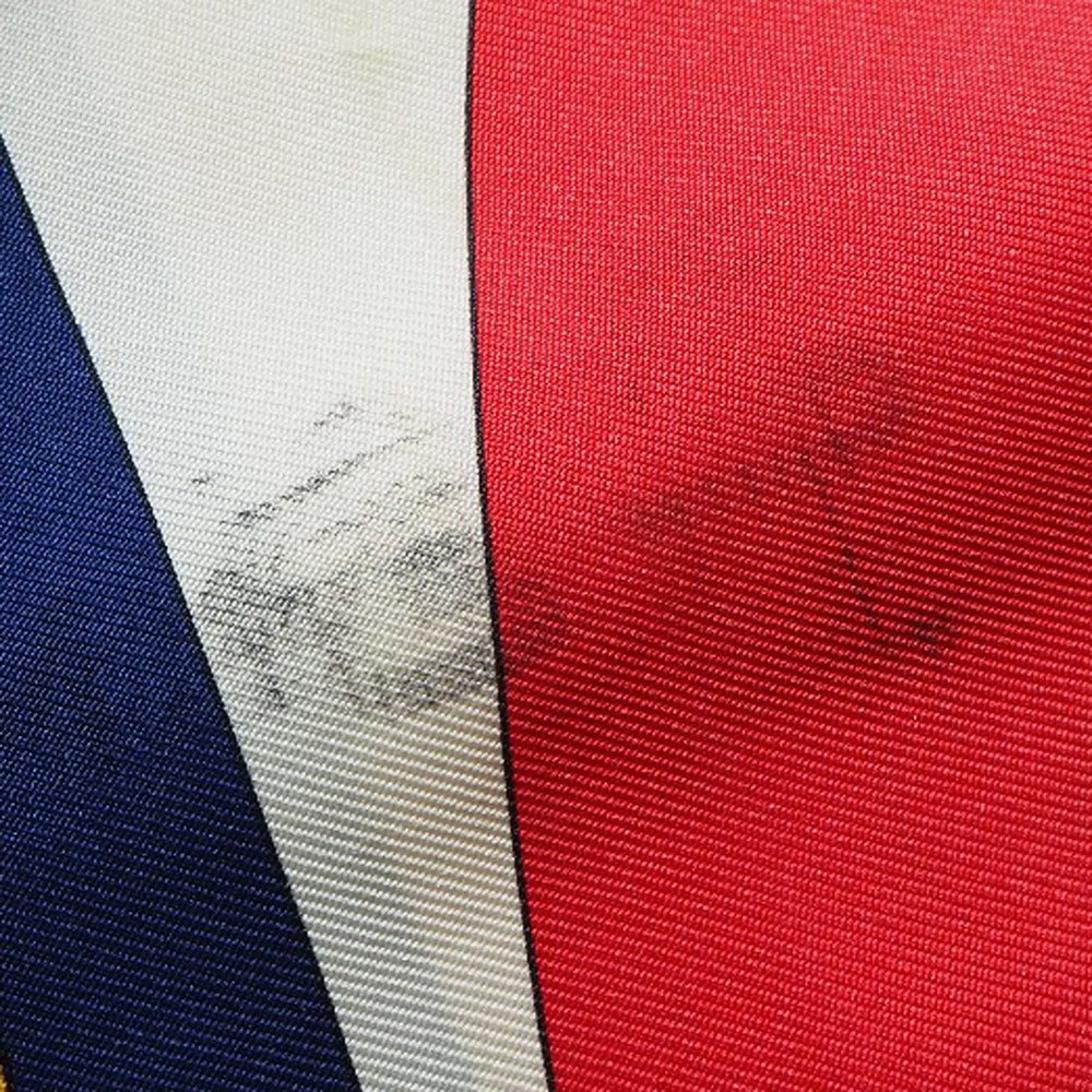 HERMES scarf silk Red stern decoration CHATEAUX D'ARRIERE Carre90 Women Used Authentic