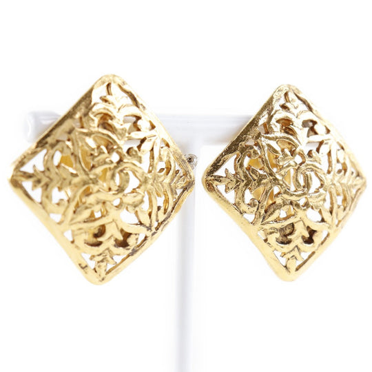 CHANEL Earring Plated Gold gold COCO Mark Women Used Authentic