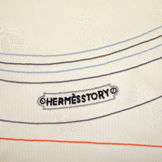 HERMES scarf silk Ivory hermes story Triangle scarf Carre Women Used Authentic