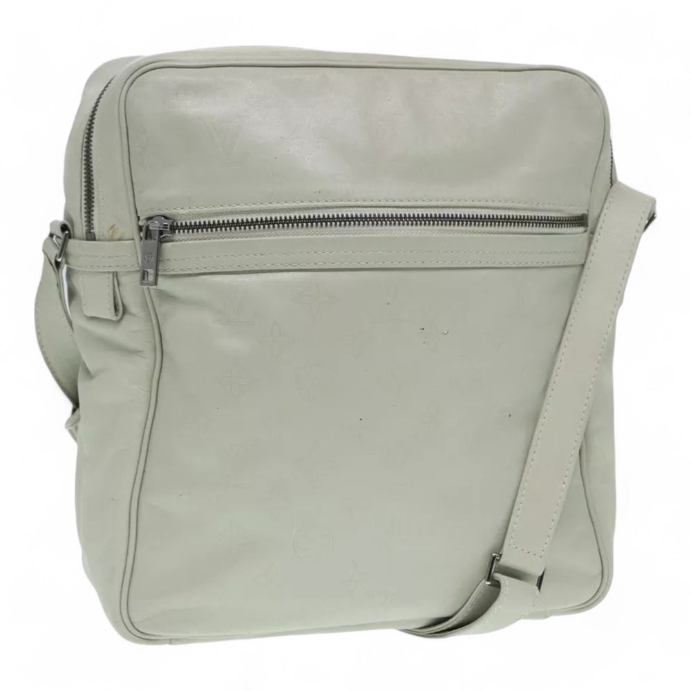 Louis Vuitton Monogram Difference Clarkson Shoulder Bag White Leather Canvas