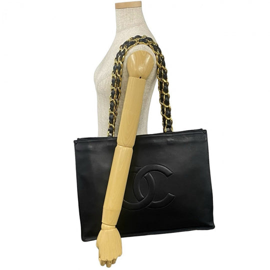 CHANEL Tote Bag lambskin black