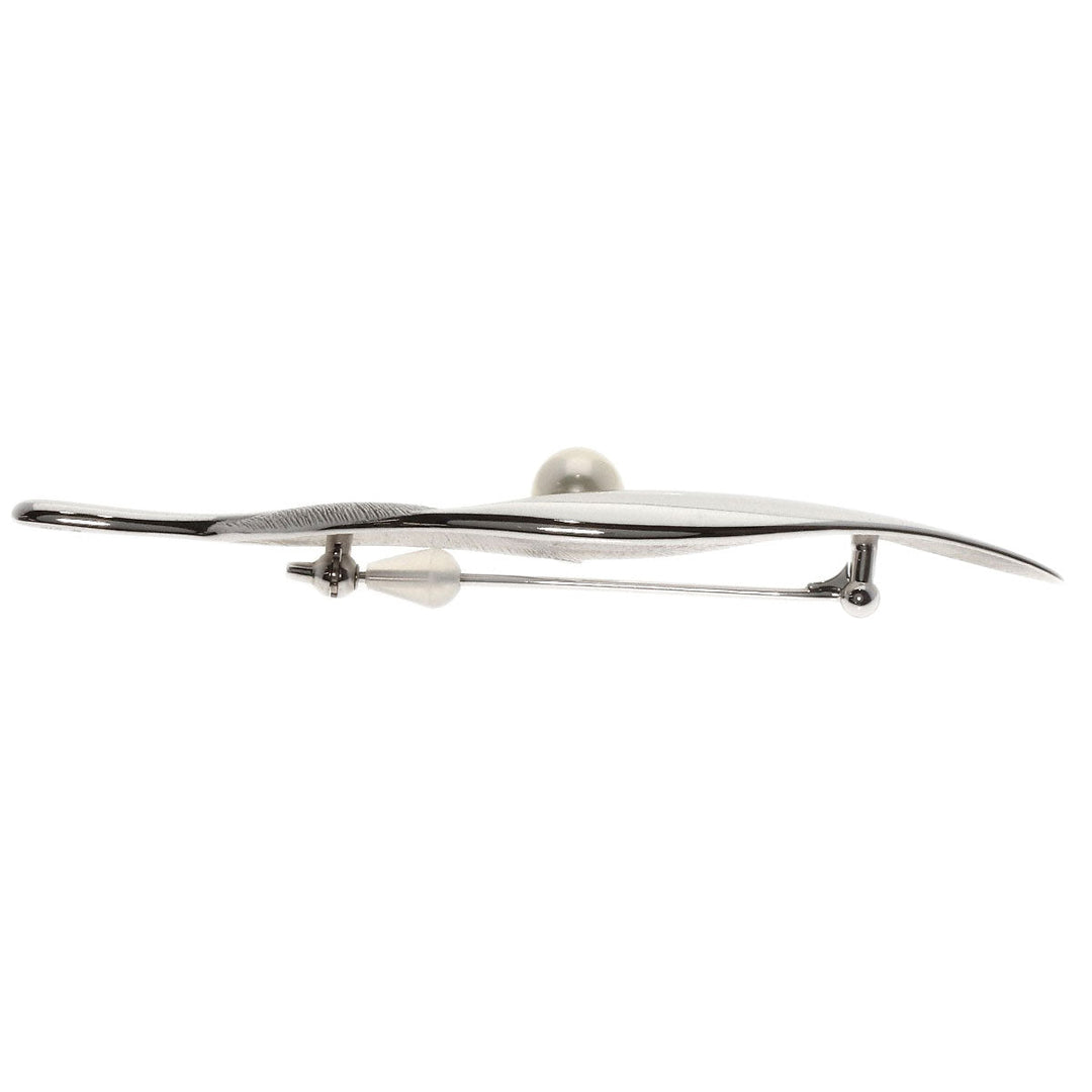 MIKIMOTO Brooch K18WG Silver Akoya pearl Pearl leaf motif Women Used Authentic