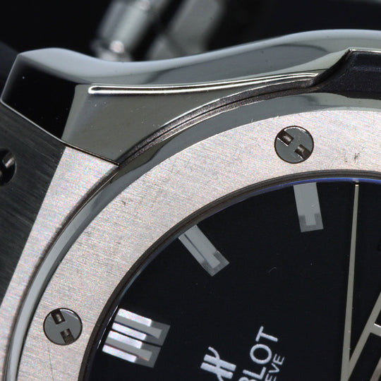 HUBLOT Watches Quartz 581.NX.1170.RX titanium Silver Classic fusion black dial