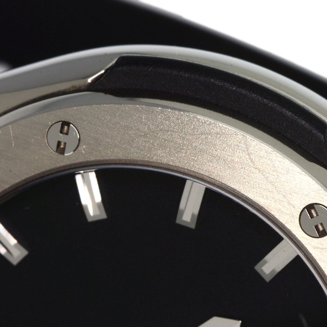 HUBLOT Watches Quartz 581.NX.1170.RX titanium Silver Classic fusion black dial