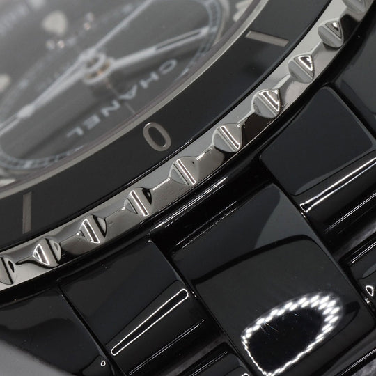 CHANEL Watches Mechanical Automatic H5699 ceramic black Caliber 12.1 J12 1.5" H5699 current model black dial mens(Unisex) Used Authentic