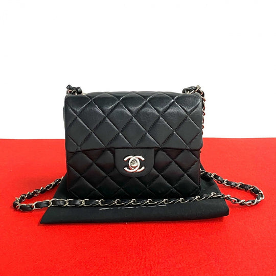 CHANEL Shoulder Bag lambskin black Matrasse