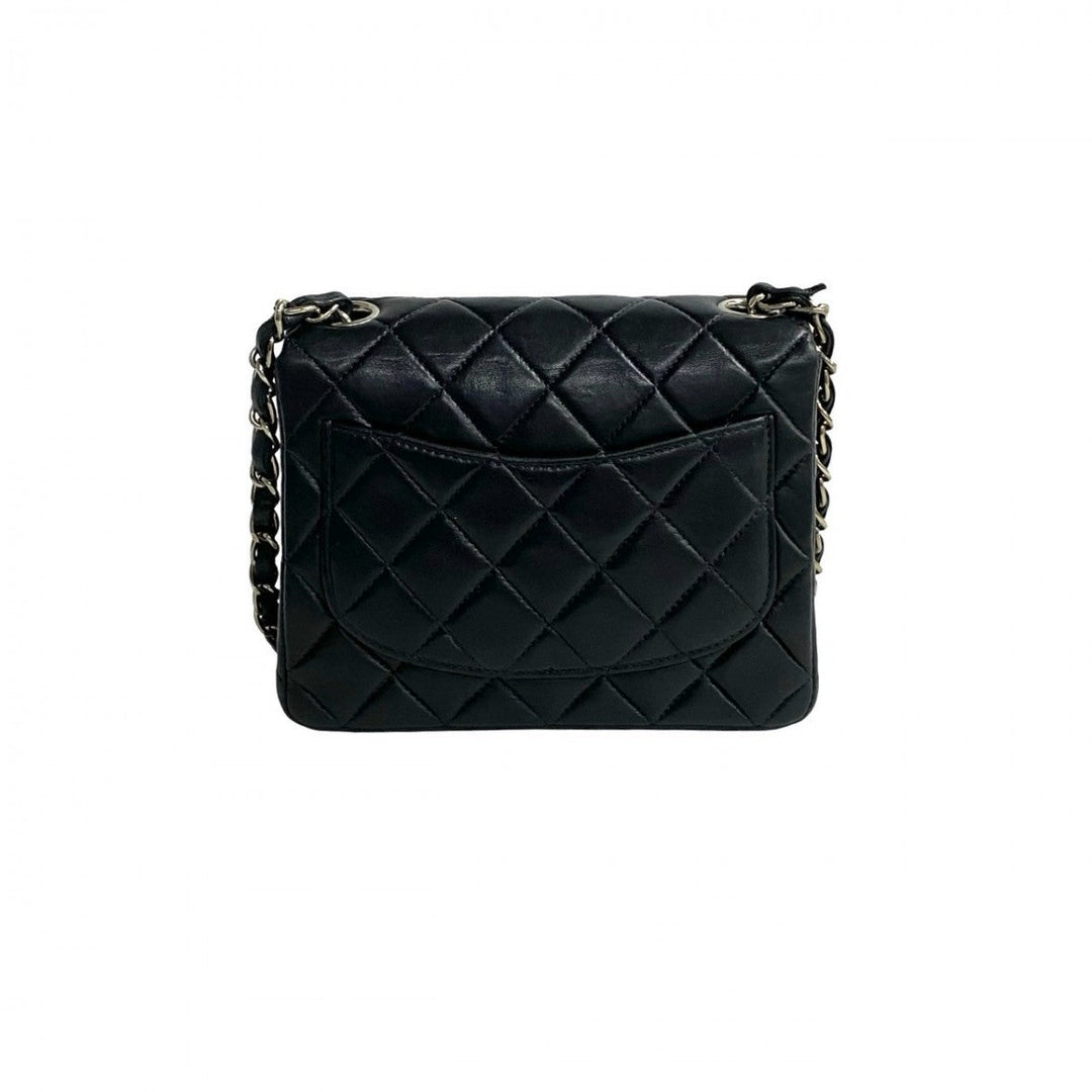 CHANEL Shoulder Bag lambskin black Matrasse