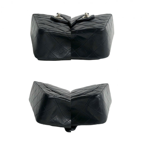 CHANEL Shoulder Bag lambskin black Matrasse