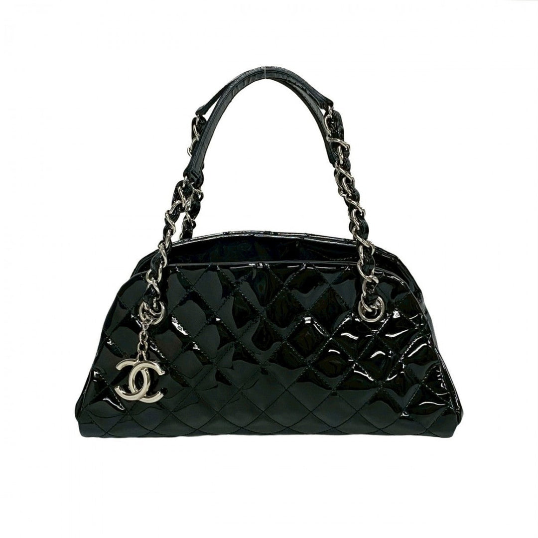 CHANEL Handbag Patent leather black Matrasse