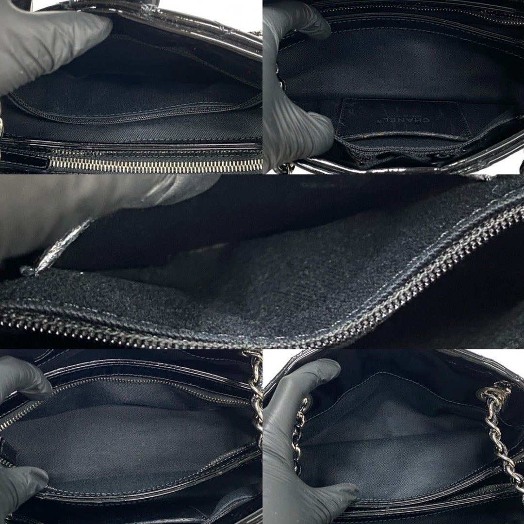 CHANEL Handbag Patent leather black Matrasse