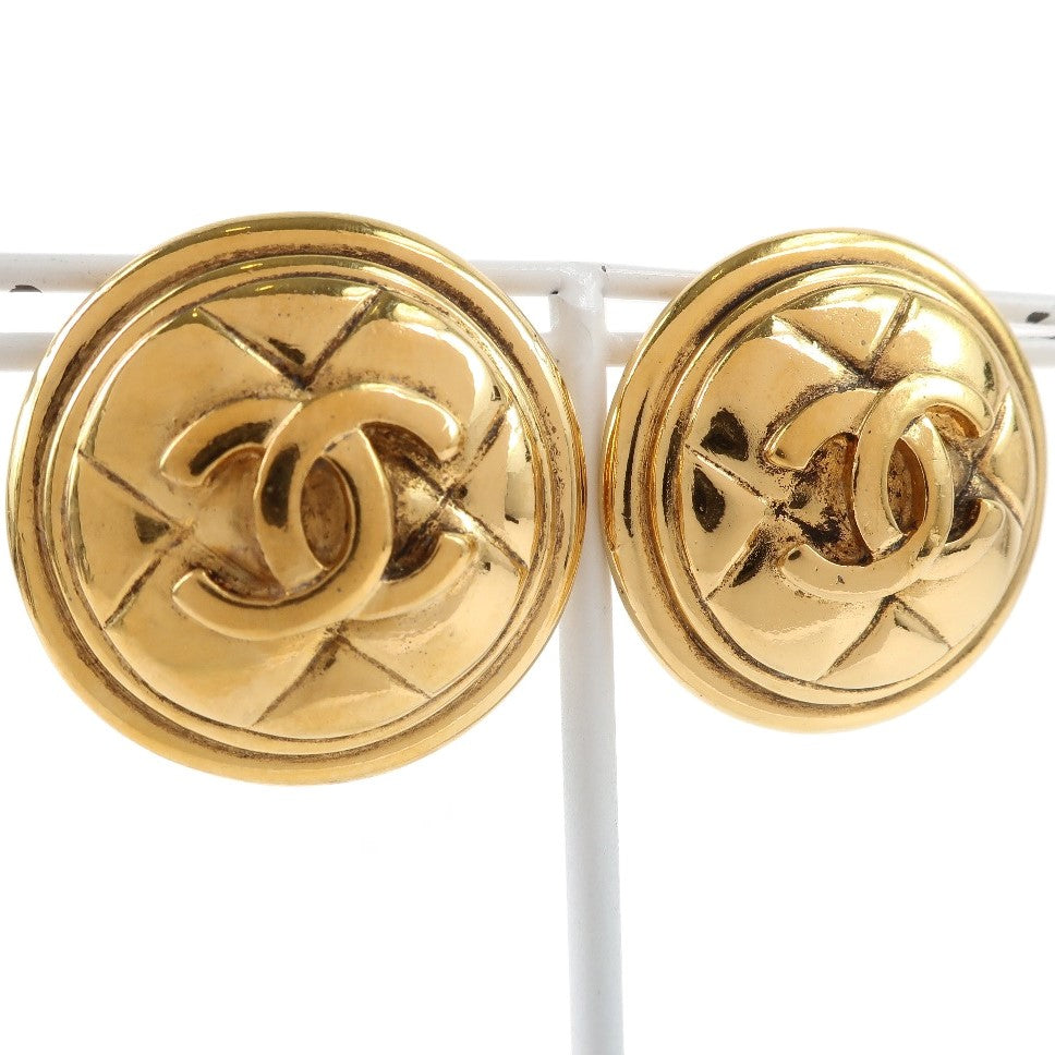 CHANEL Earring Plated Gold gold Matrasse Women Used Authentic