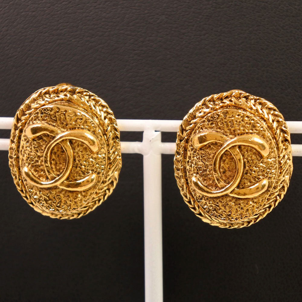 CHANEL Earring Plated Gold gold vintage COCO Mark Women Used Authentic