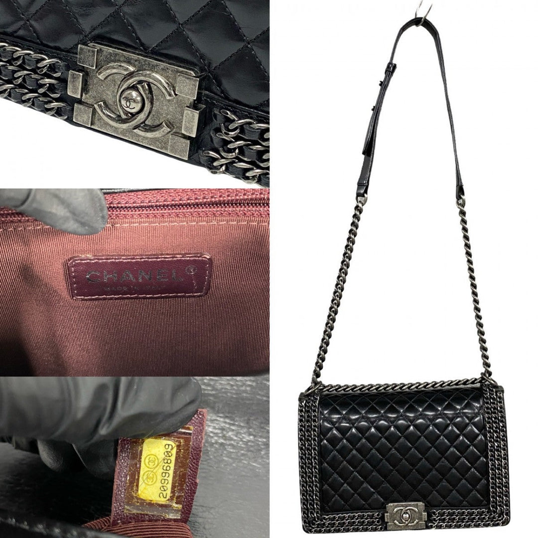 CHANEL Shoulder Bag leather black Boy chanel