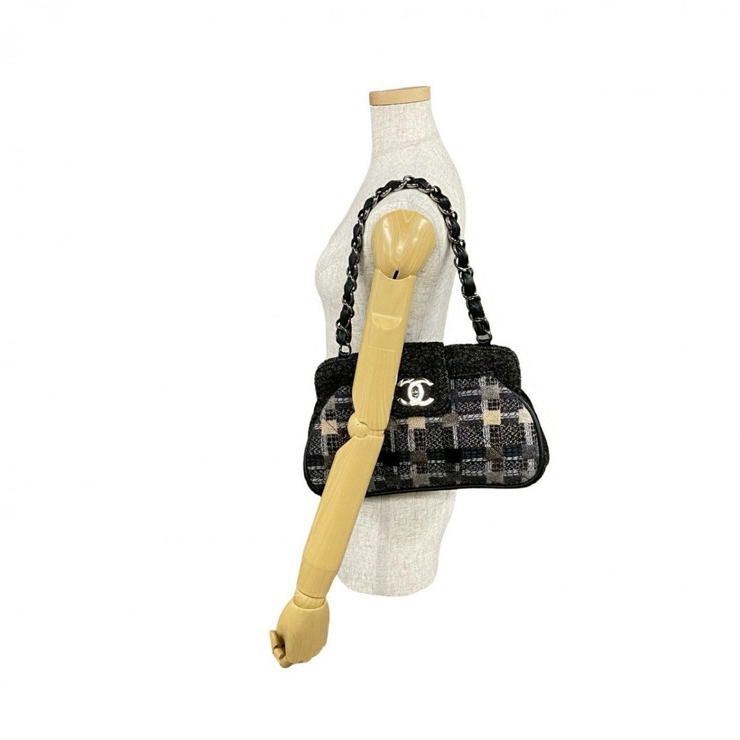 CHANEL Shoulder Bag tweed multicolor