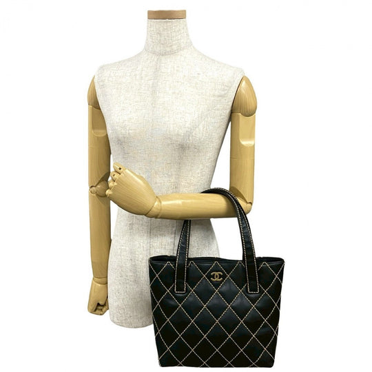 CHANEL Handbag leather black
