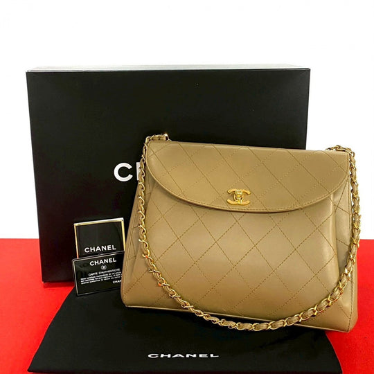 CHANEL Shoulder Bag lambskin beige Matrasse