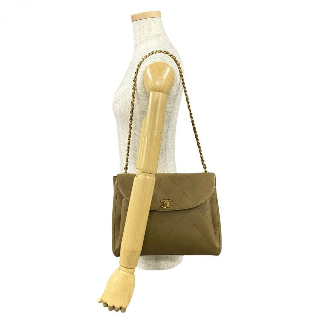 CHANEL Shoulder Bag lambskin beige Matrasse