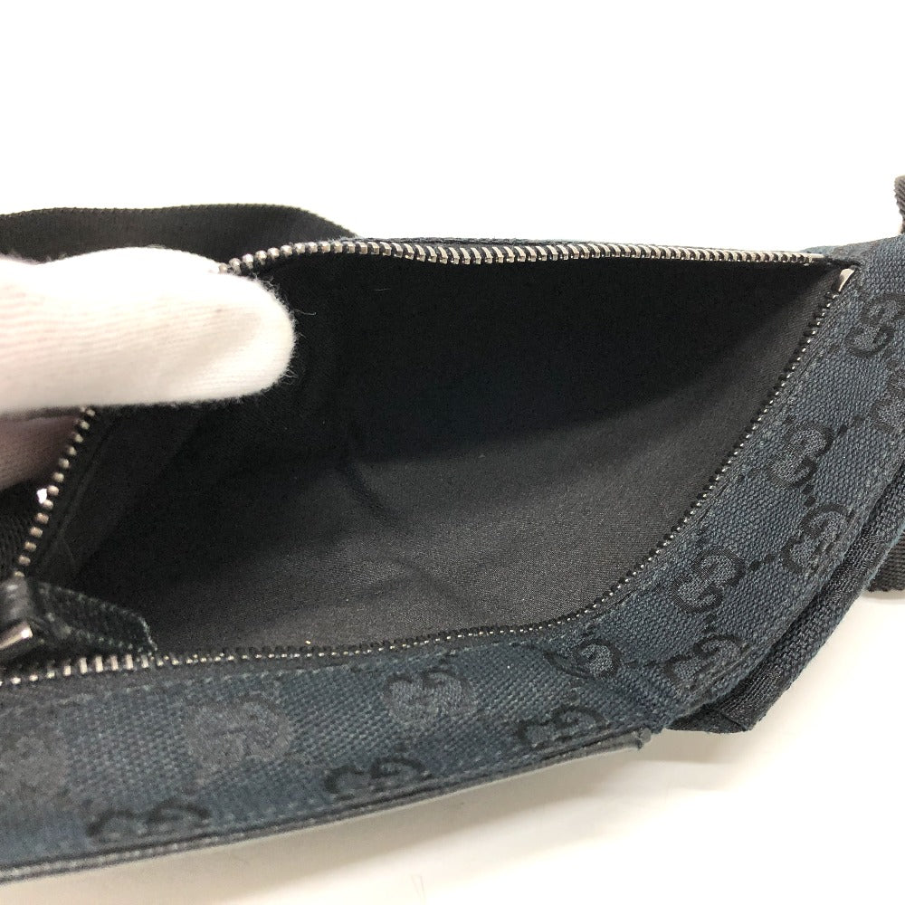 GUCCI Waist bag 162962 GG canvas black GG canvas W pocket Women Used Authentic