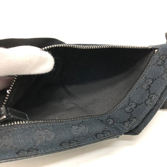 GUCCI Waist bag 162962 GG canvas black GG canvas W pocket Women Used Authentic