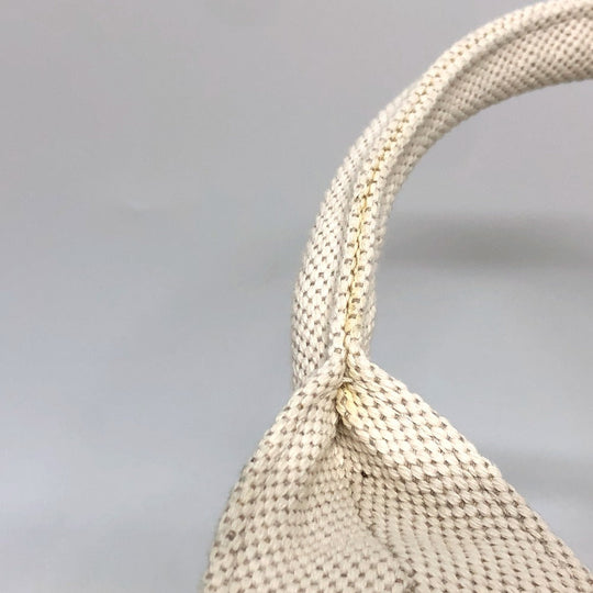 GUCCI Tote Bag 779510 canvas white Embossed logo canvas unisex(Unisex) Used Authentic