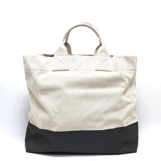 GUCCI Tote Bag 779510 canvas white Embossed logo canvas unisex(Unisex) Used Authentic