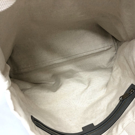 GUCCI Tote Bag 779510 canvas white Embossed logo canvas unisex(Unisex) Used Authentic