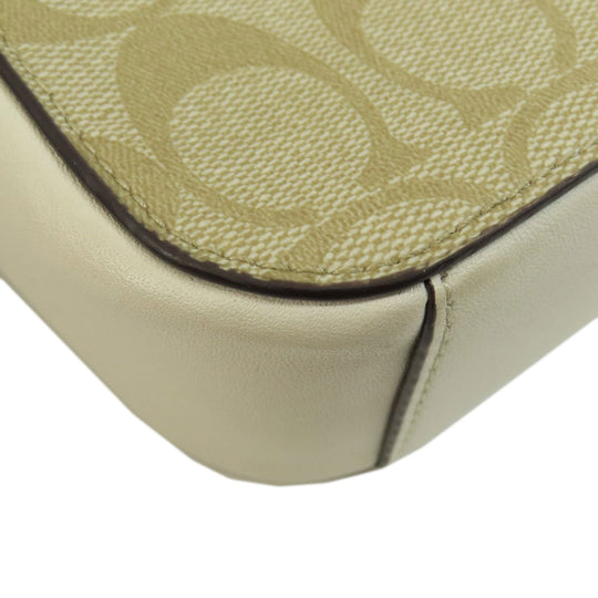 COACH Shoulder Bag 91677 PVC white Signature Women Used Authentic