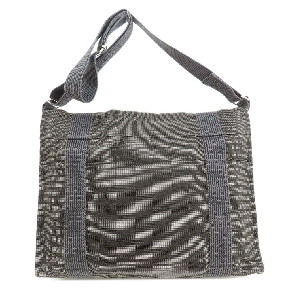 HERMES Shoulder Bag canvas gray Her Line  Bassus mens(Unisex) Used Authentic