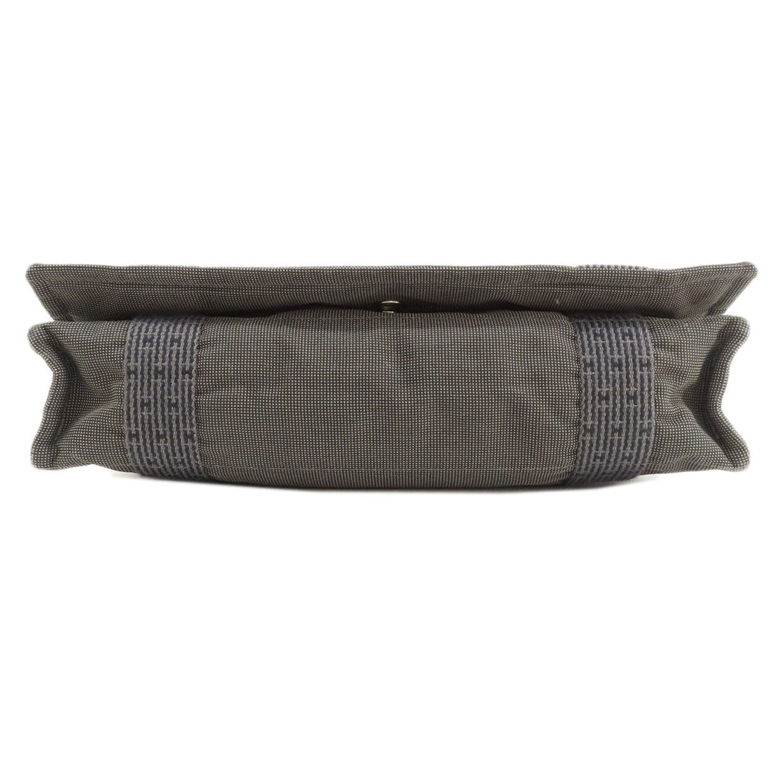 HERMES Shoulder Bag canvas gray Her Line  Bassus mens(Unisex) Used Authentic