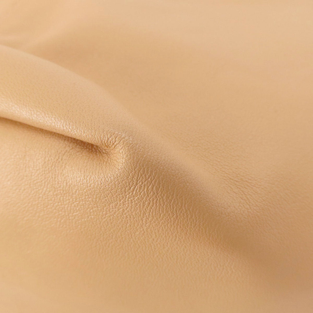 BOTTEGAVENETA Handbag Calfskin beige Simple design