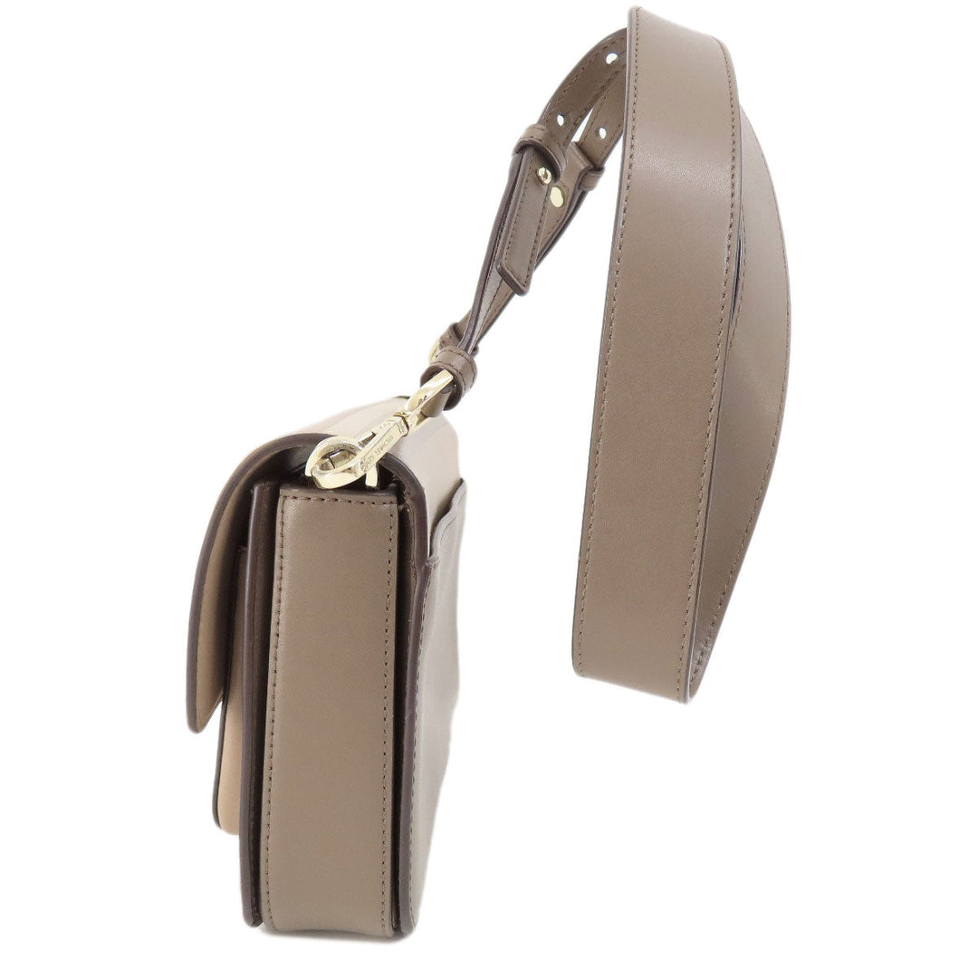 MICHAEL KORS Shoulder Bag leather beige logo Women Used Authentic