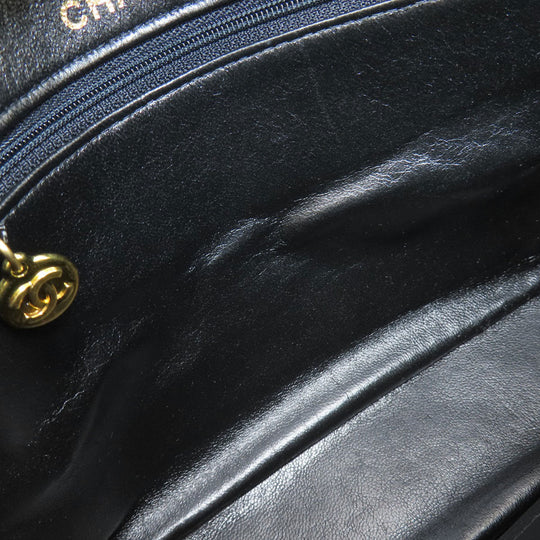 CHANEL Shoulder Bag lambskin black Matrasse