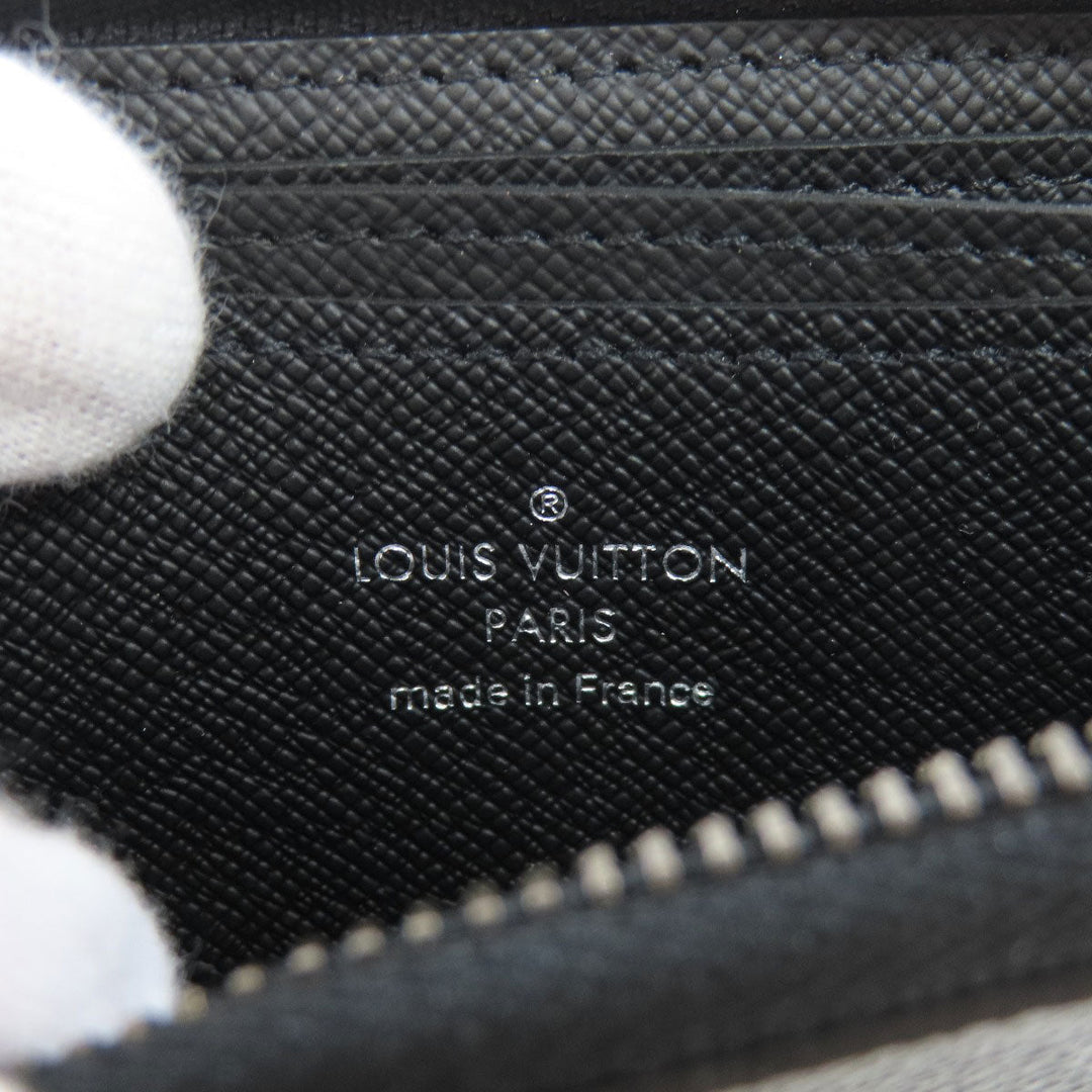 LOUIS VUITTON Coin case M81662 Monogram Eclipse black Vertical mens(Unisex) Used Authentic