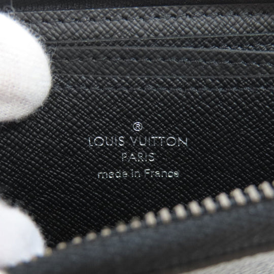 LOUIS VUITTON Coin case M81662 Monogram Eclipse black Vertical mens(Unisex) Used Authentic