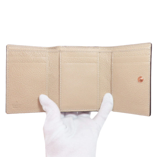 GUCCI Bifold Wallet 731694 leather beige logo Women Used Authentic