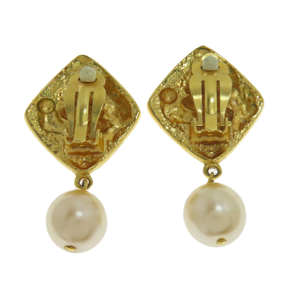 CHANEL Earring metallic gold COCO Mark Pearl Women Used Authentic