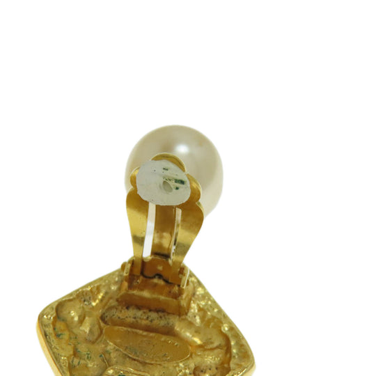 CHANEL Earring metallic gold COCO Mark Pearl Women Used Authentic