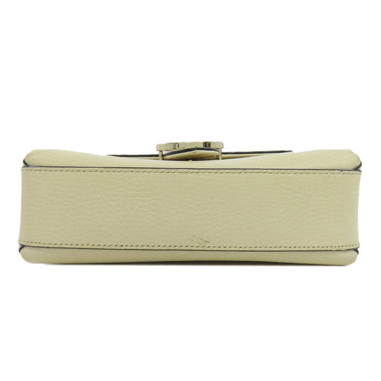 GUCCI Shoulder Bag 607720 Calfskin white Interlocking G outlet Women Used Authentic