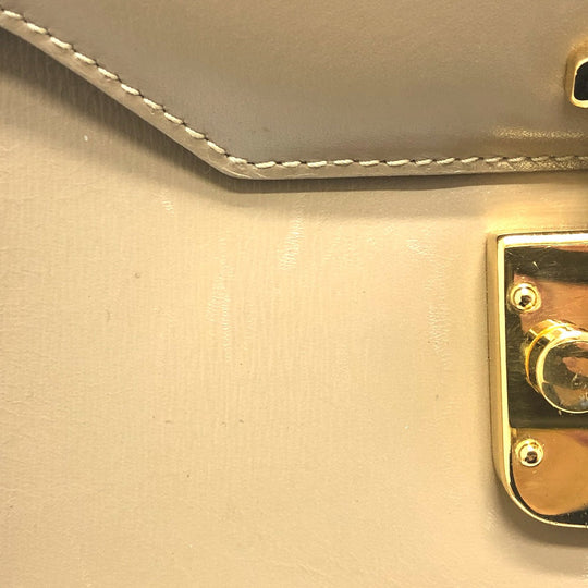 GUCCI Handbag leather beige Lock Women Secondhand Authentic