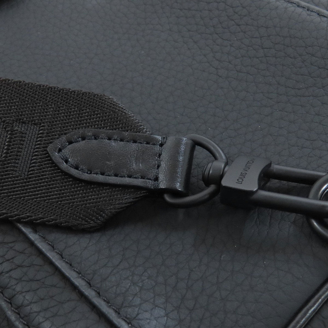 LOUIS VUITTON Sling bag M58495 Taurillon Clemence black Christopher XS Women Used Authentic