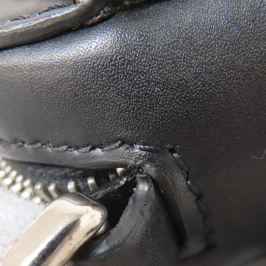 Valentino Garavani Shoulder Bag leather black logo Women Used Authentic