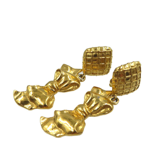 CHANEL Earring metal gold Women Used Authentic