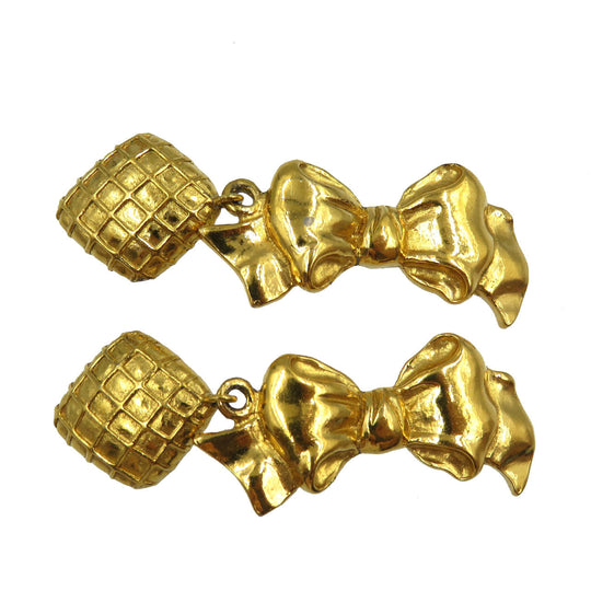 CHANEL Earring metal gold Women Used Authentic