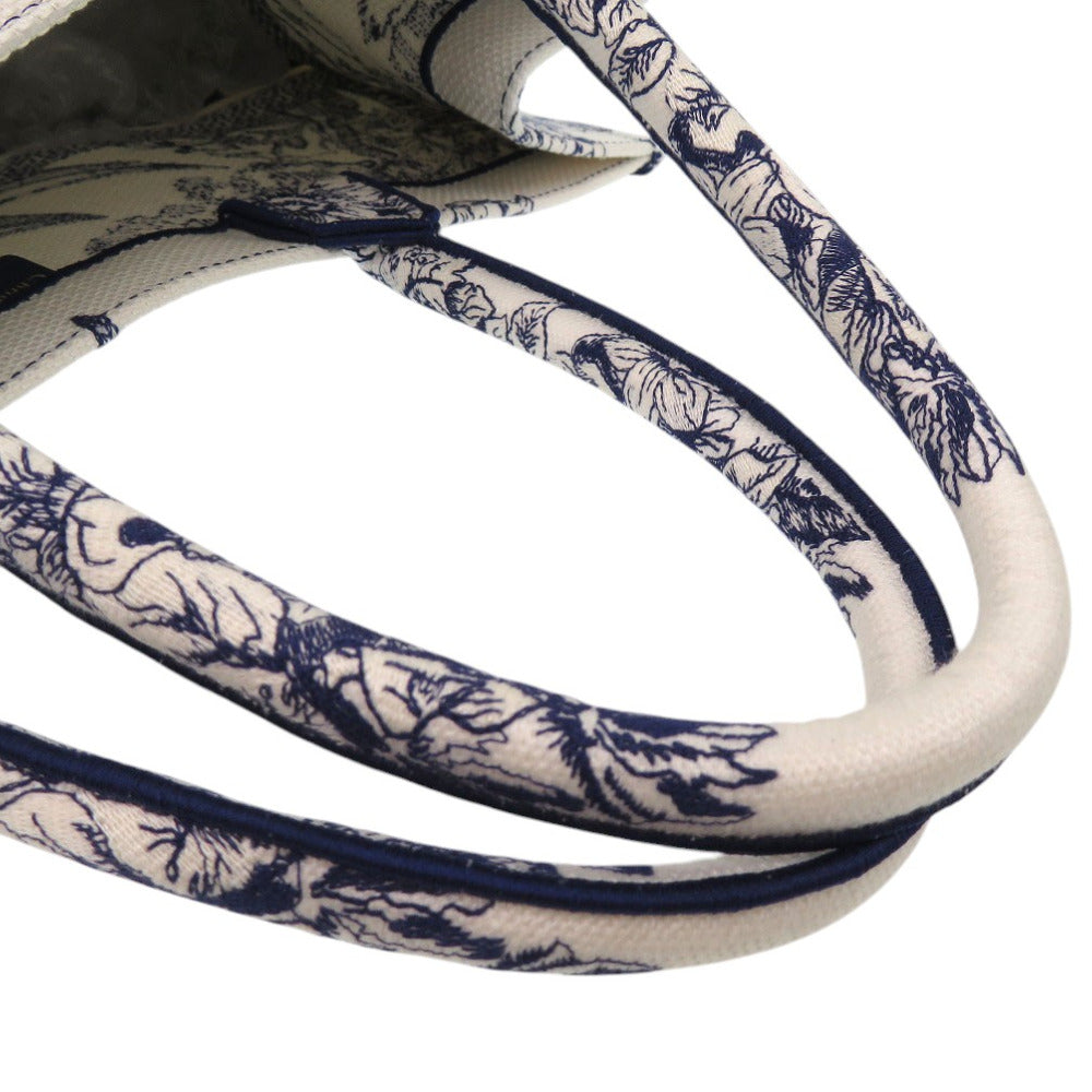 Christian Dior Handbag canvas white Book Tote Large Embroidered Handbag unisex(Unisex) Used Authentic