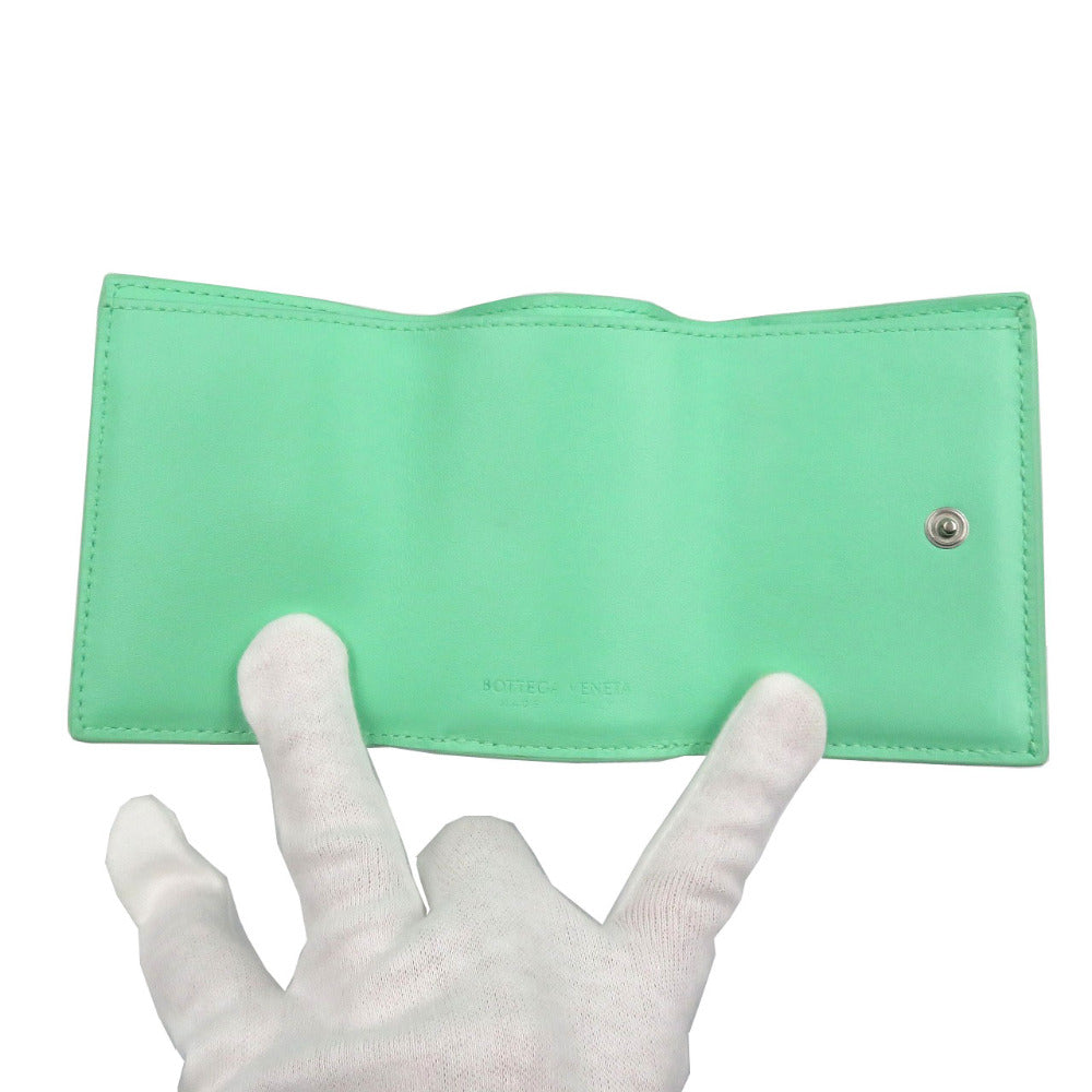BOTTEGAVENETA Tri-fold wallet Calfskin green INTRECCIATO Compact wallet Women Used Authentic