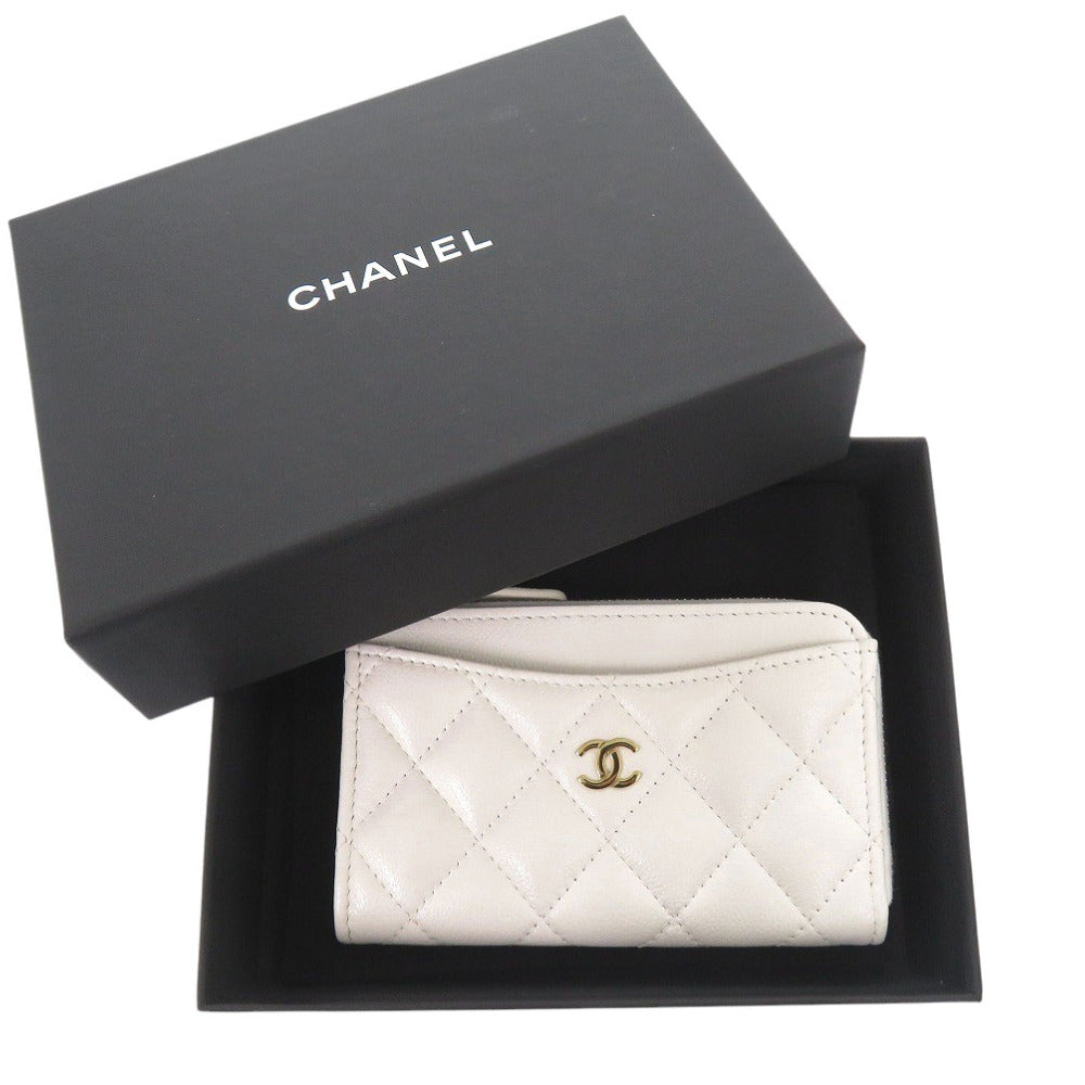 CHANEL Coin case AP3179 Caviar skin white Matrasse COCO Mark Women Used Authentic