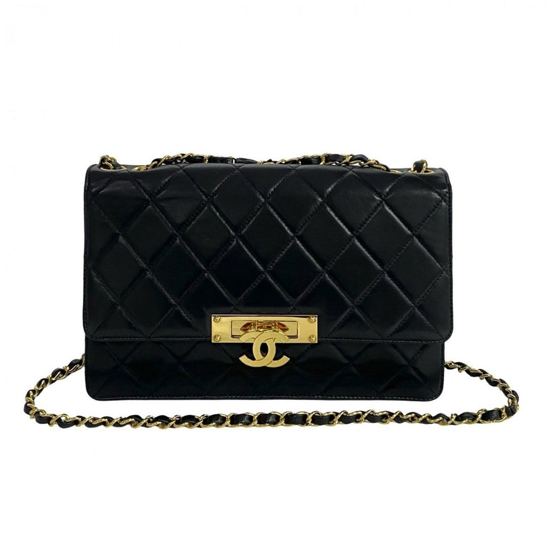 CHANEL Shoulder Bag lambskin black