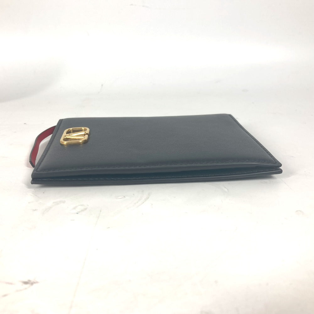 Valentino Garavani passport case leather black V logo unisex(Unisex) Used Authentic