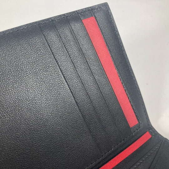Valentino Garavani passport case leather black V logo unisex(Unisex) Used Authentic